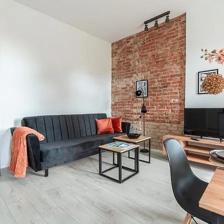 Apartly - Unislawy アパート