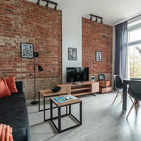 Apartly - Unislawy アパート *